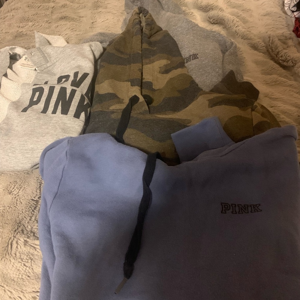 4 VS pink hoodies.
